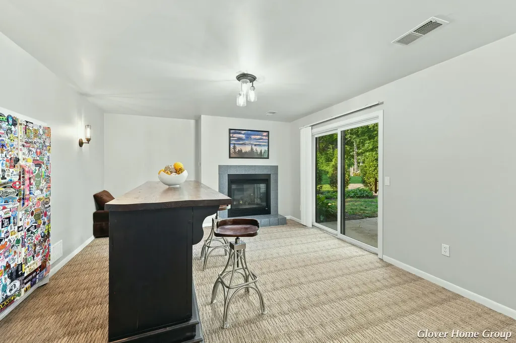 2511 Mcintosh Avenue NE Grand Rapids Charter Township MI 49525