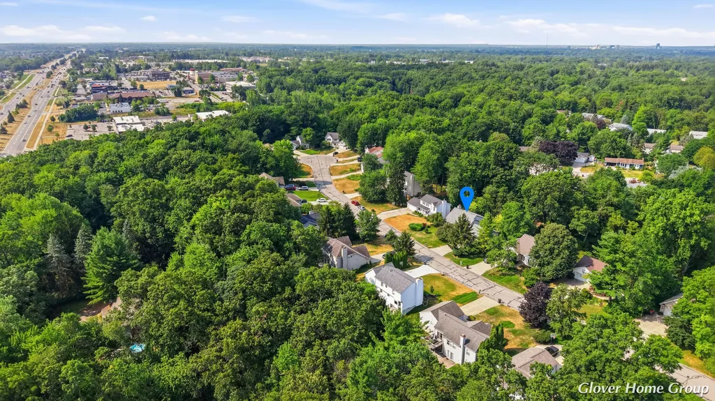 2511 Mcintosh Avenue NE Grand Rapids Charter Township MI 49525