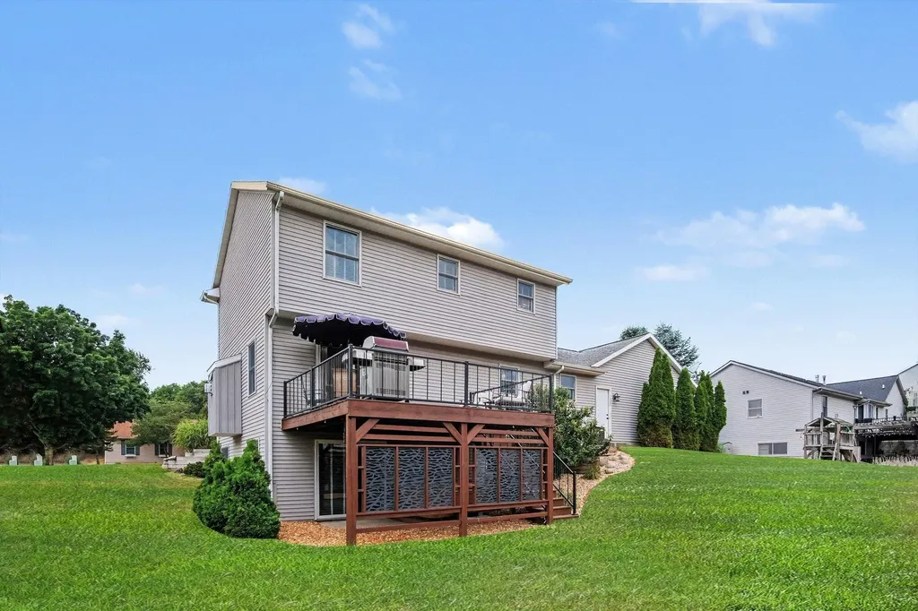 6892 Petersen Valley Drive NE Plainfield Charter Township MI 49341