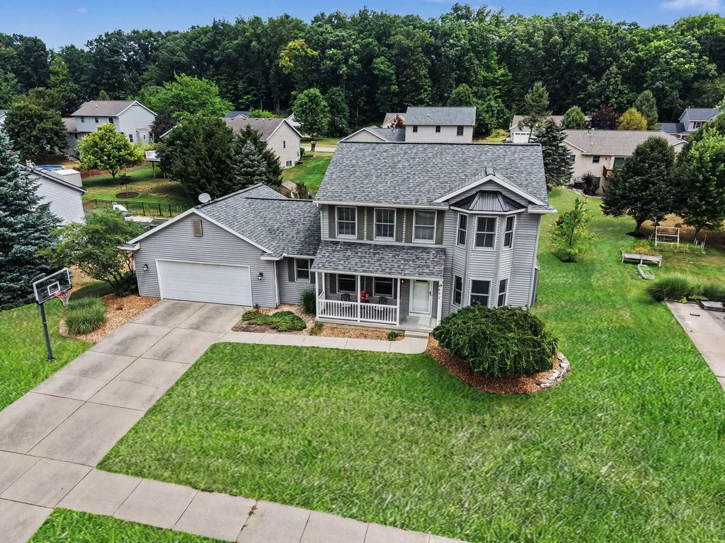 6892 Petersen Valley Drive NE Plainfield Charter Township MI 49341