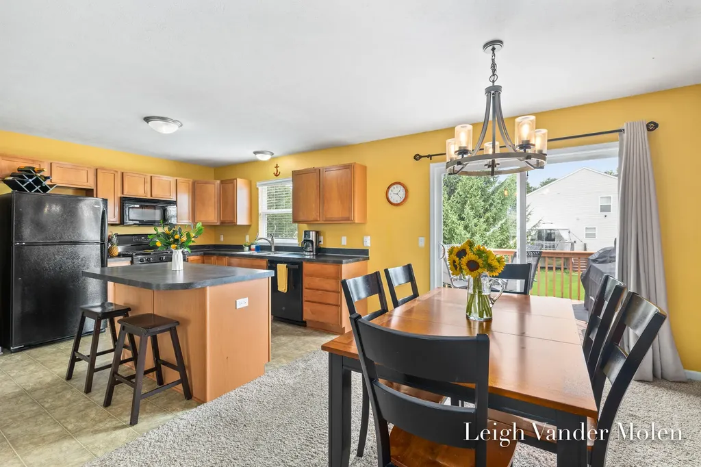 1811 Creed Court SW Wyoming City MI 49519