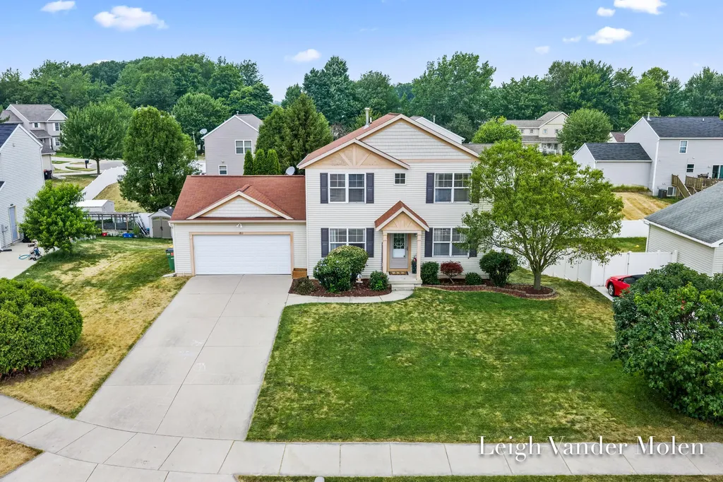 1811 Creed Court SW Wyoming City MI 49519