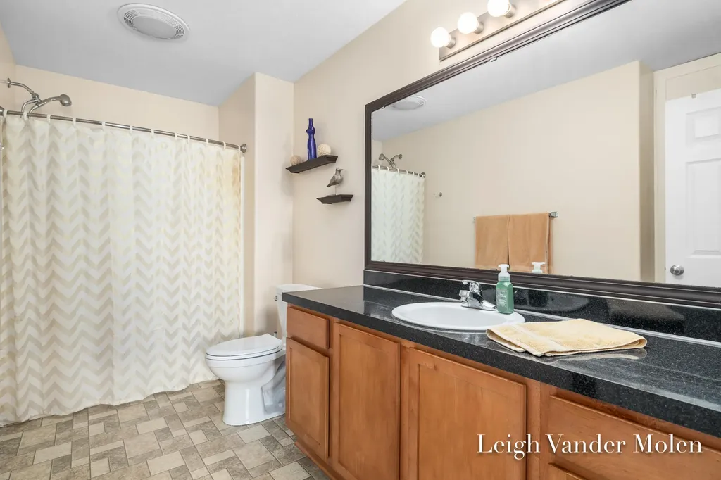 1811 Creed Court SW Wyoming City MI 49519