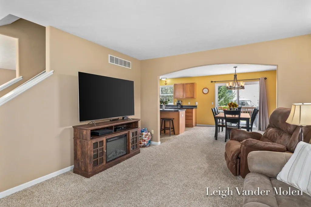 1811 Creed Court SW Wyoming City MI 49519
