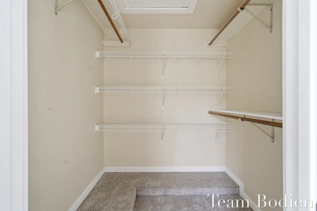 627 Pinehurst Boulevard Kalamazoo Charter Township MI 49006