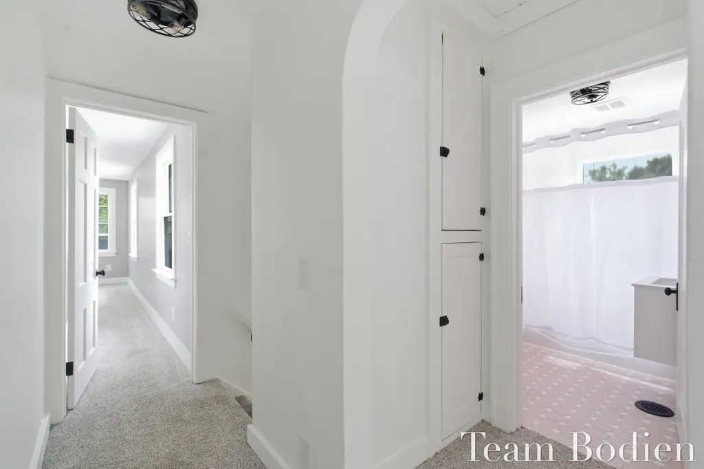 627 Pinehurst Boulevard Kalamazoo Charter Township MI 49006