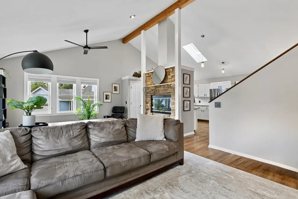1329 Dewberry Court NE Grand Rapids City MI 49505