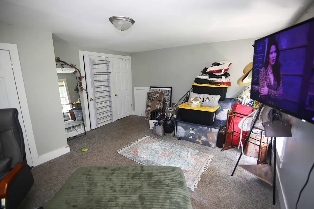 631 N Douglas Avenue Three Rivers City MI 49093