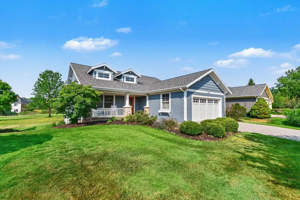 5526 Alhambra Drive SE Cascade Charter Township MI 49546