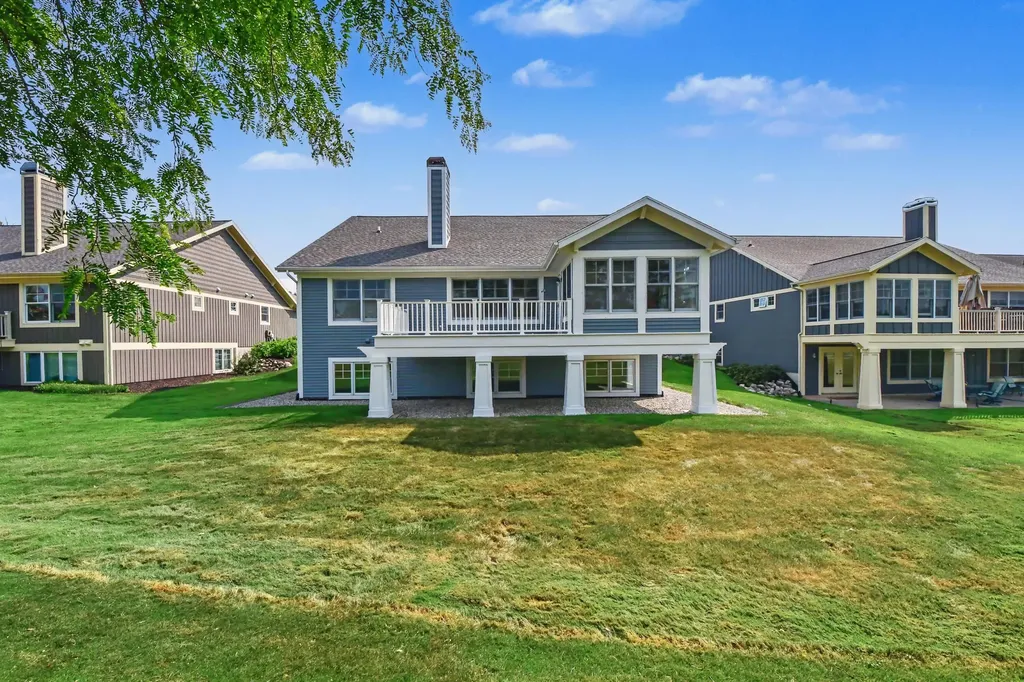 5526 Alhambra Drive SE Cascade Charter Township MI 49546