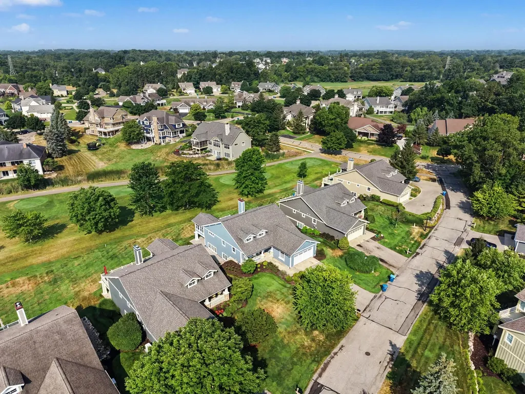 5526 Alhambra Drive SE Cascade Charter Township MI 49546
