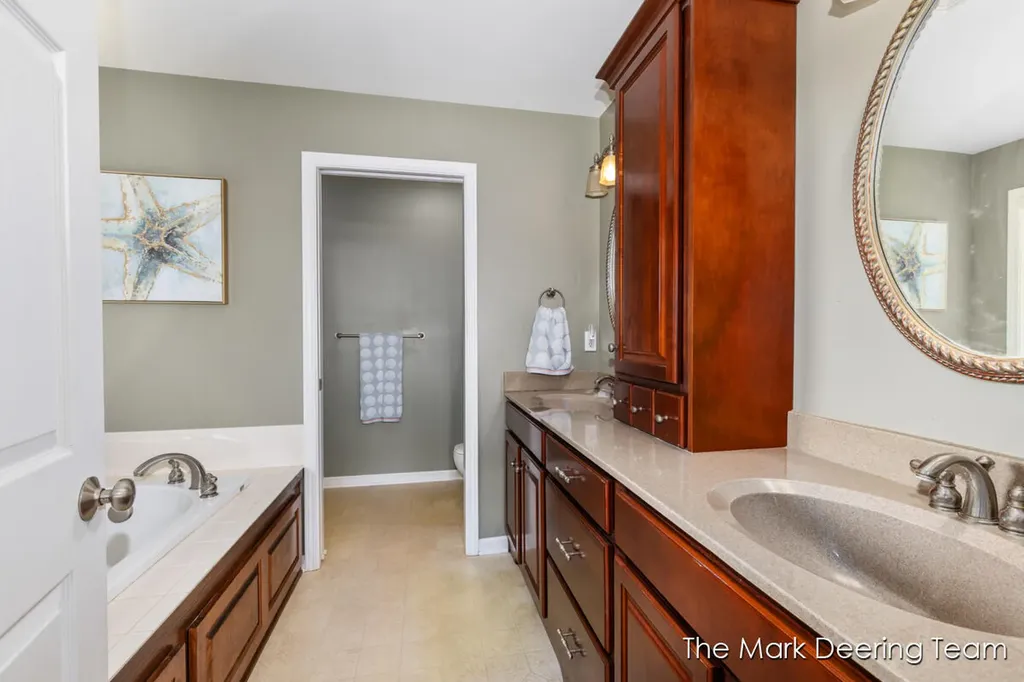 3127 Royal Hannah Drive NE Algoma Township MI 49341