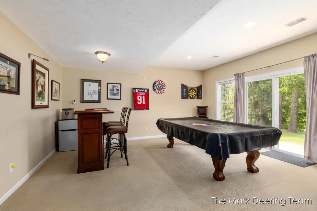 3127 Royal Hannah Drive NE Algoma Township MI 49341