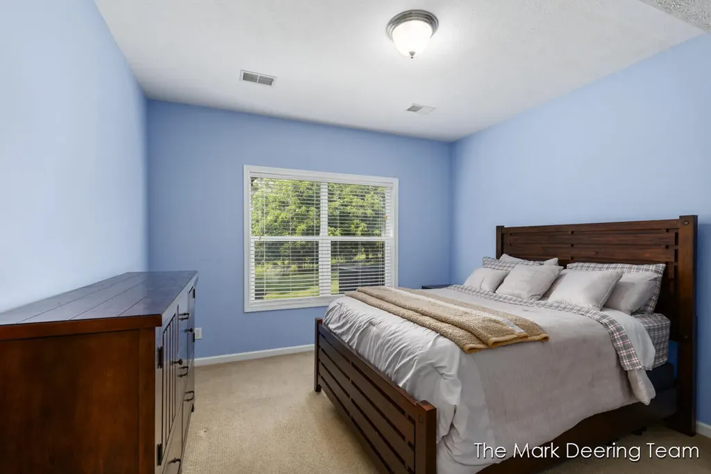 3127 Royal Hannah Drive NE Algoma Township MI 49341