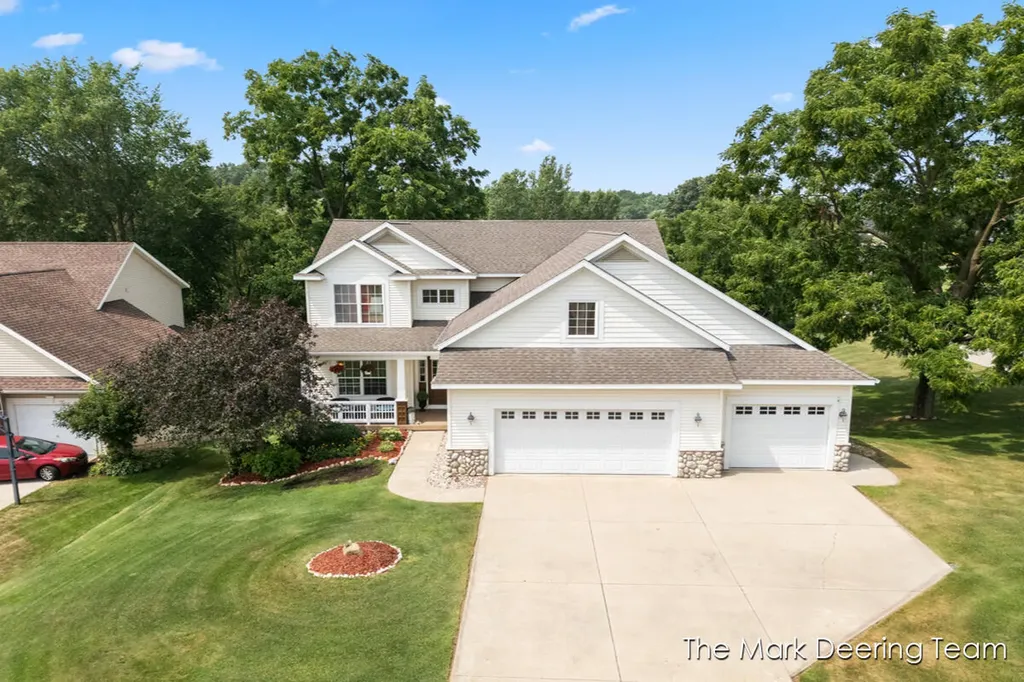 3127 Royal Hannah Drive NE Algoma Township MI 49341
