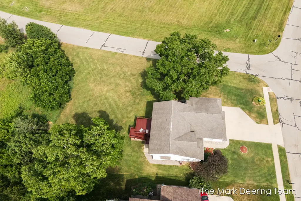 3127 Royal Hannah Drive NE Algoma Township MI 49341