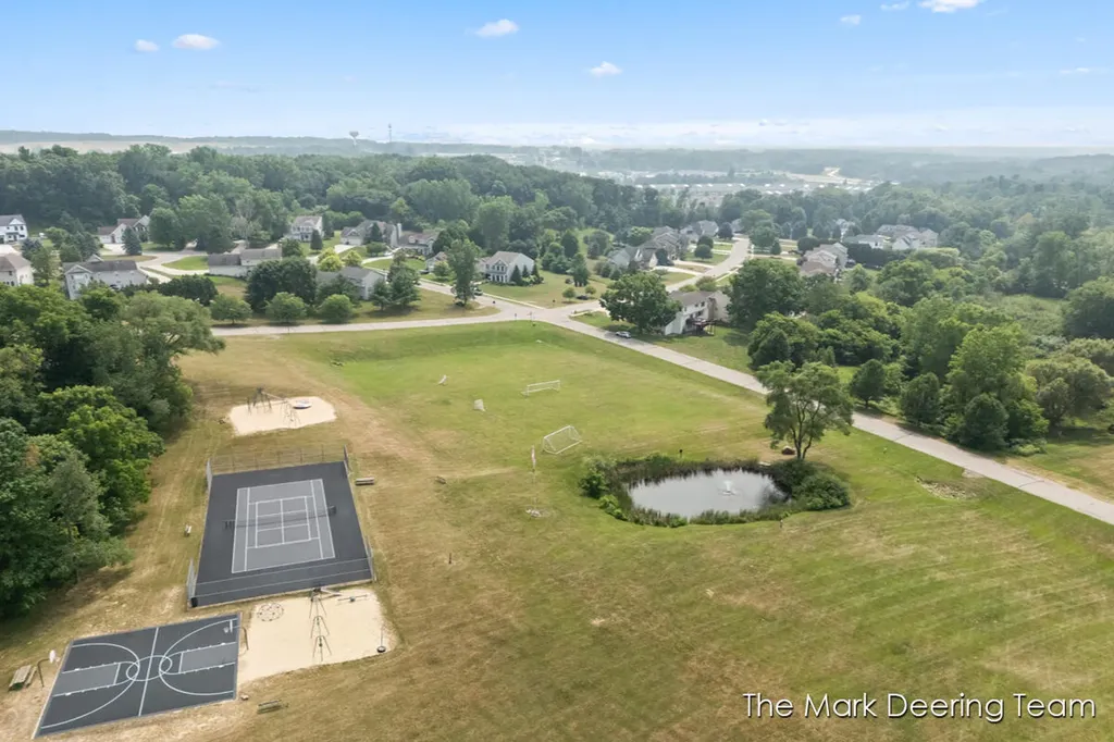 3127 Royal Hannah Drive NE Algoma Township MI 49341