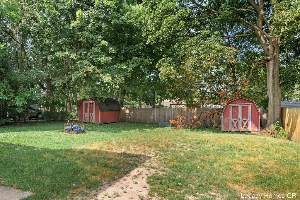 224-226 Maple Street Parchment City MI 49004