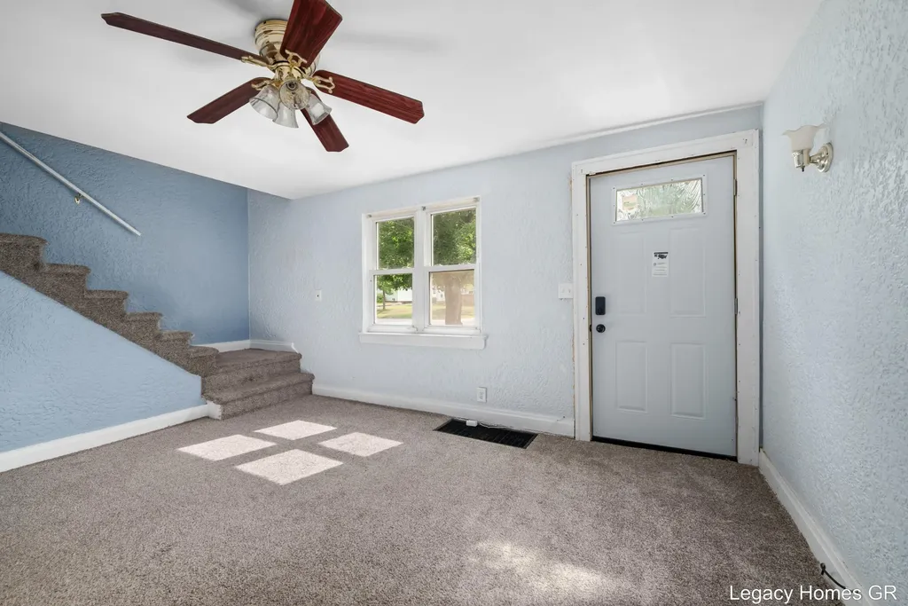 224-226 Maple Street Parchment City MI 49004