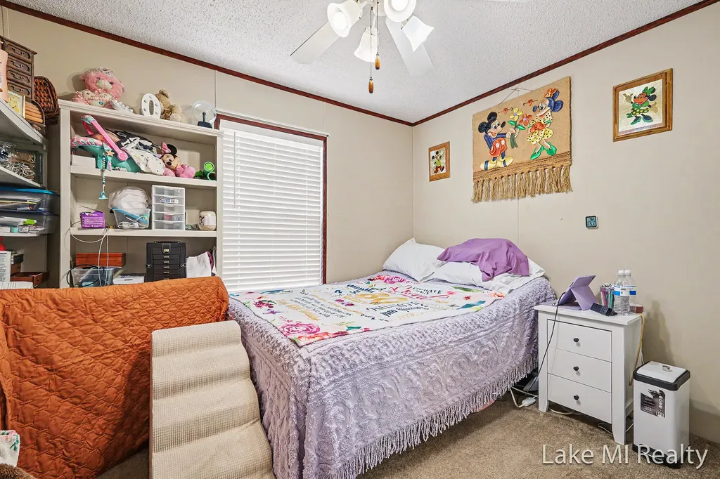 4572 Toronto Avenue SW Wyoming City MI 49519