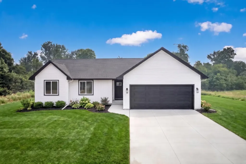 11488 56th Avenue Allendale Charter Township MI 49401