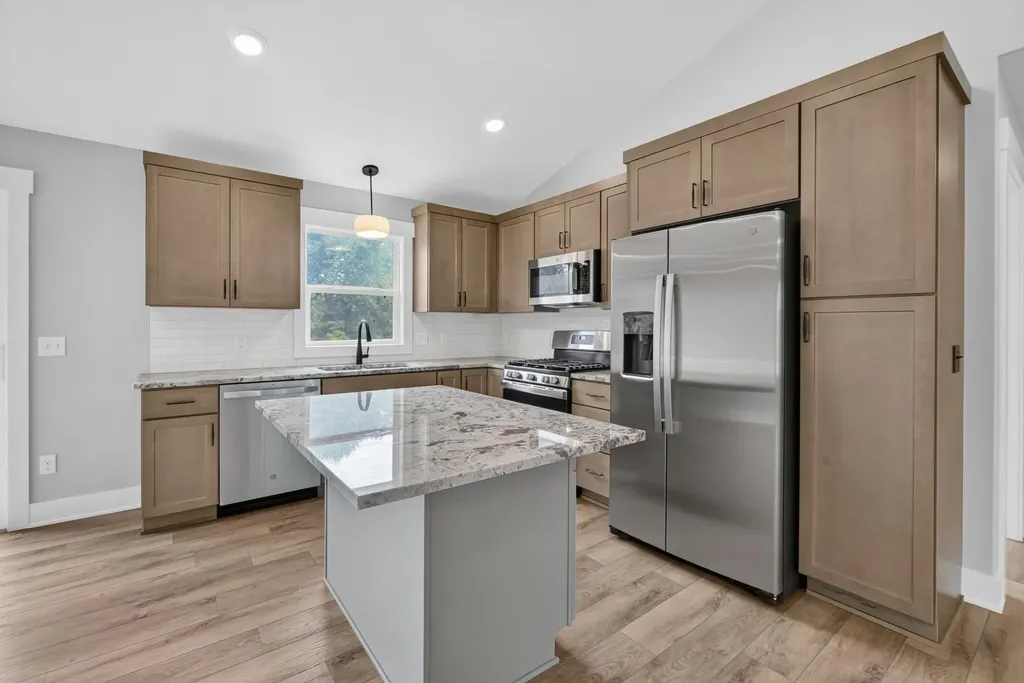 11488 56th Avenue Allendale Charter Township MI 49401