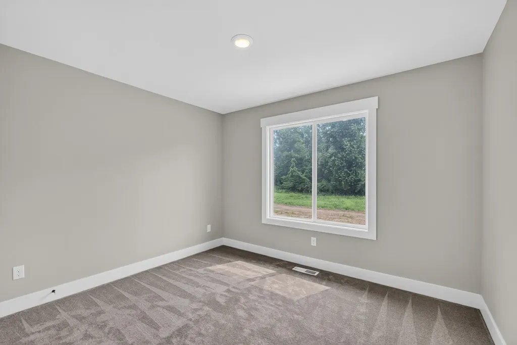11488 56th Avenue Allendale Charter Township MI 49401