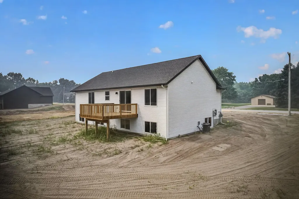 11488 56th Avenue Allendale Charter Township MI 49401
