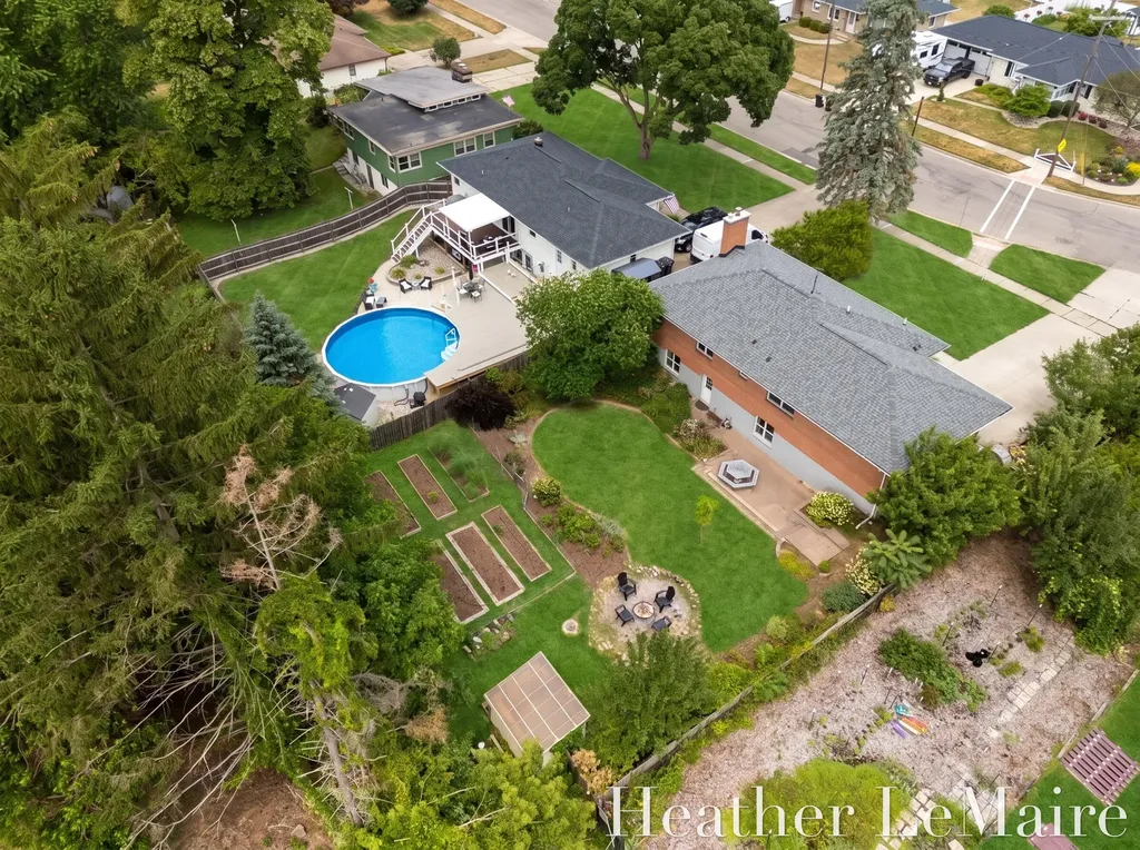 3706 Navaho Street SW Grandville City MI 49418