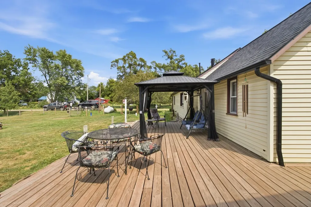 6113 E Musgrove Highway Danby Township MI 48890
