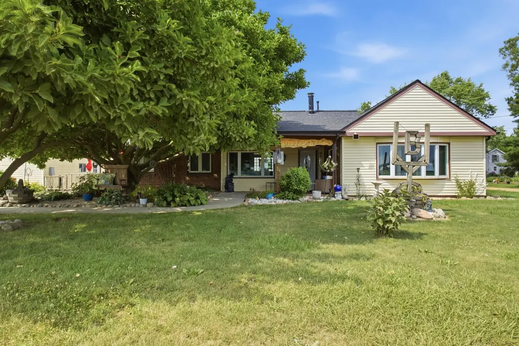 6113 E Musgrove Highway Danby Township MI 48890