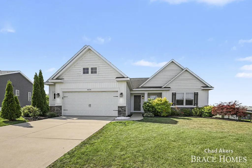 4634 Gordonshire NW Walker City MI 49534