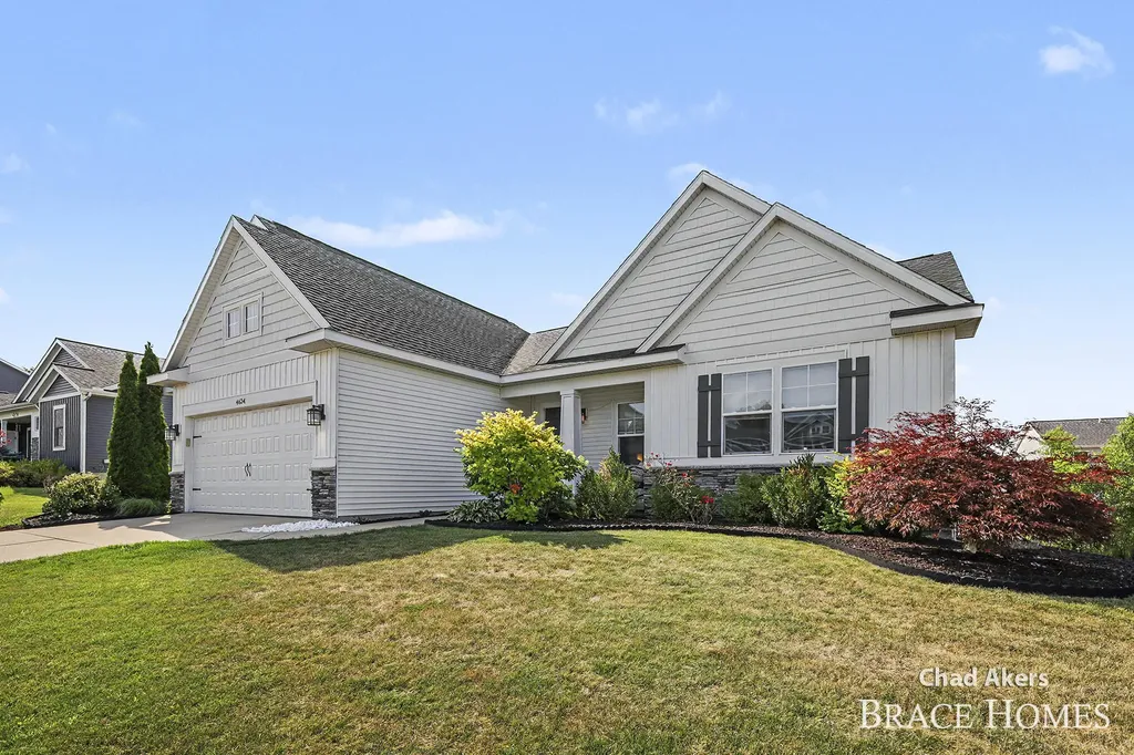 4634 Gordonshire NW Walker City MI 49534