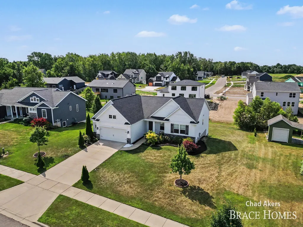 4634 Gordonshire NW Walker City MI 49534