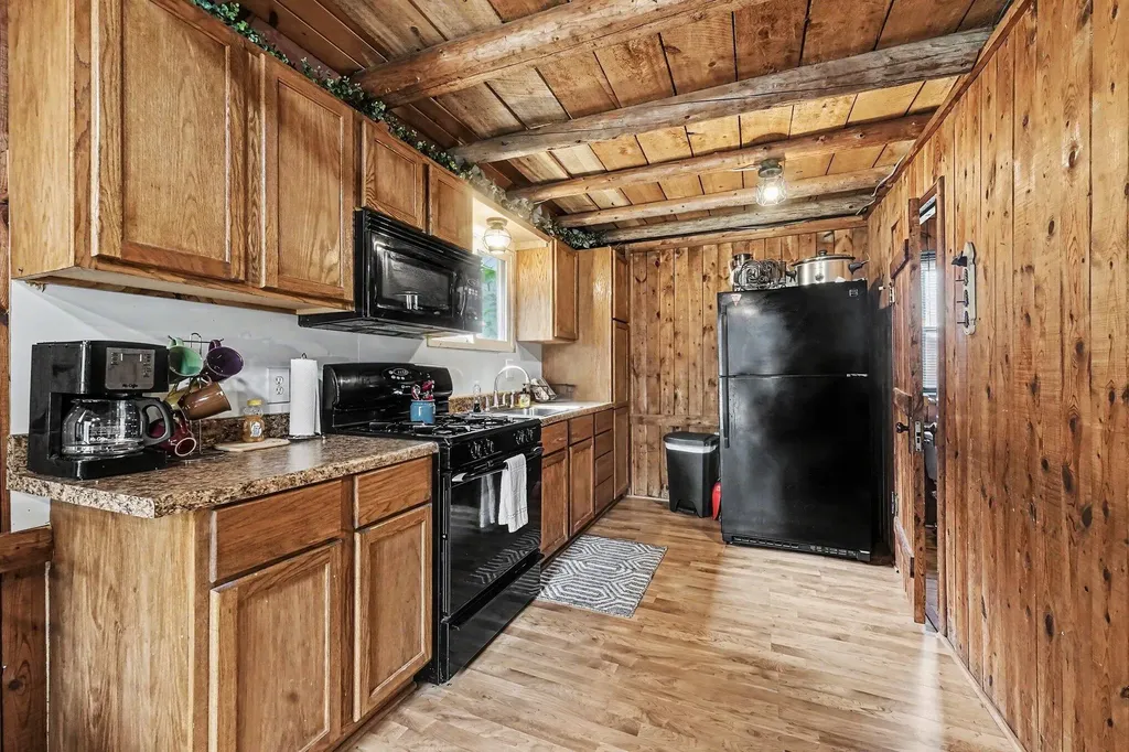 2644 Lansing Street Crystal Township MI 48818