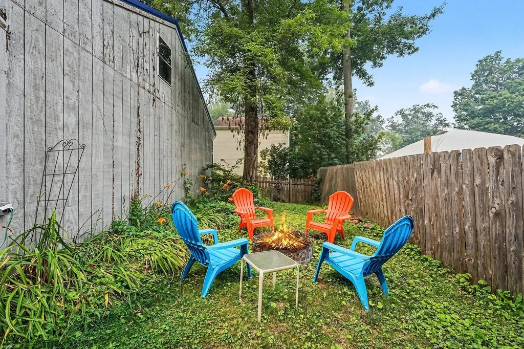 2644 Lansing Street Crystal Township MI 48818