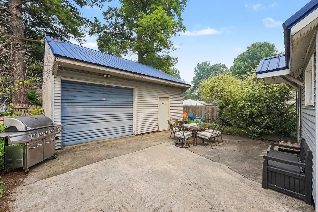 2644 Lansing Street Crystal Township MI 48818