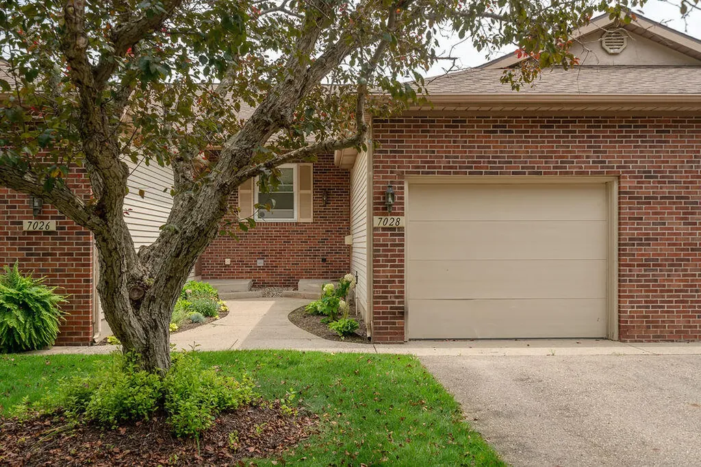 7028 Springtree Lane SW Byron Township MI 49548