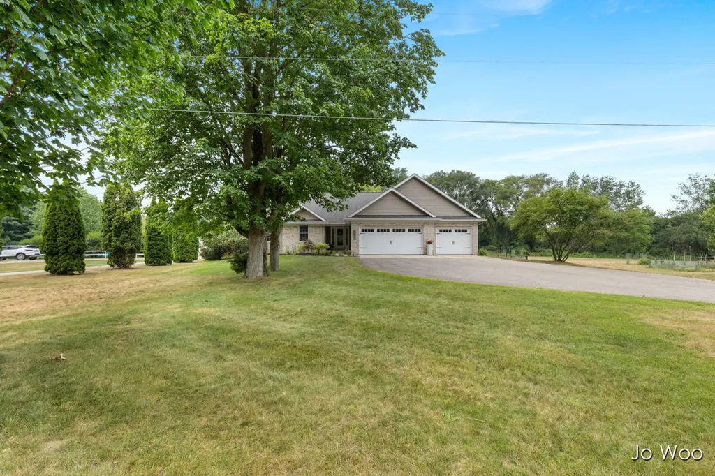 3529 Buttrick Avenue SE Cascade Charter Township MI 49301