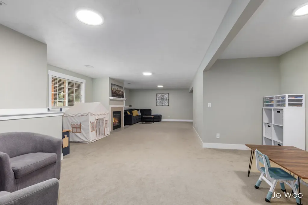 3529 Buttrick Avenue SE Cascade Charter Township MI 49301