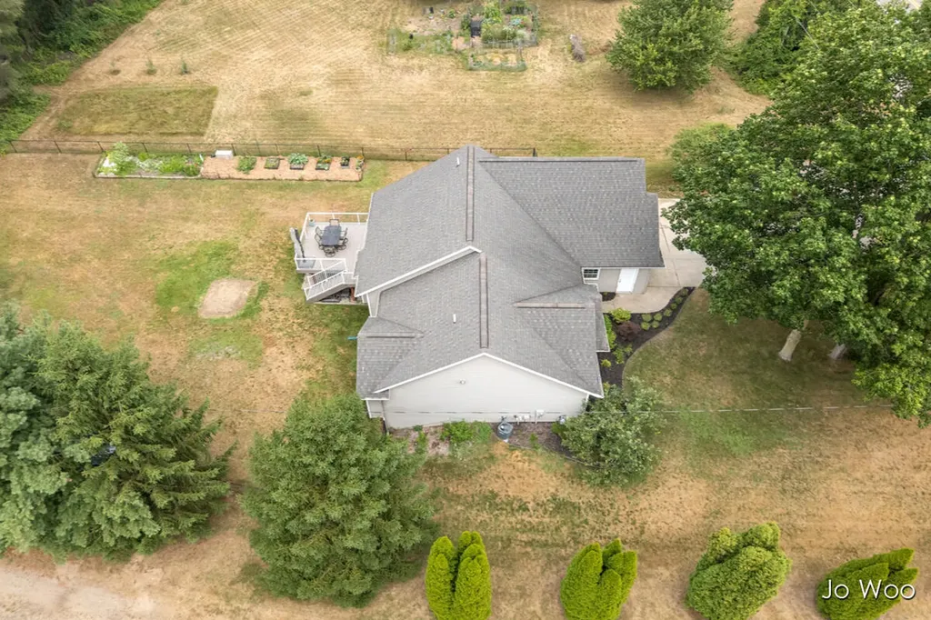 3529 Buttrick Avenue SE Cascade Charter Township MI 49301