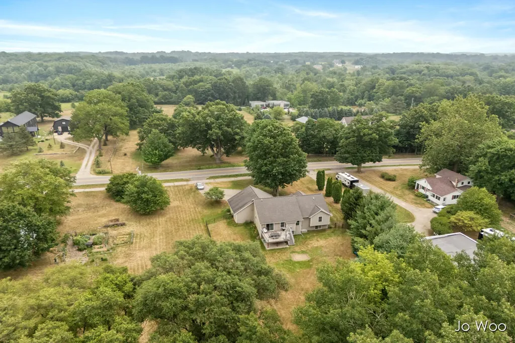 3529 Buttrick Avenue SE Cascade Charter Township MI 49301