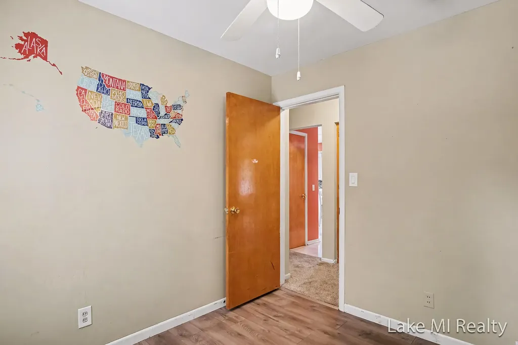 938 Calvary Avenue NW Grand Rapids City MI 49504