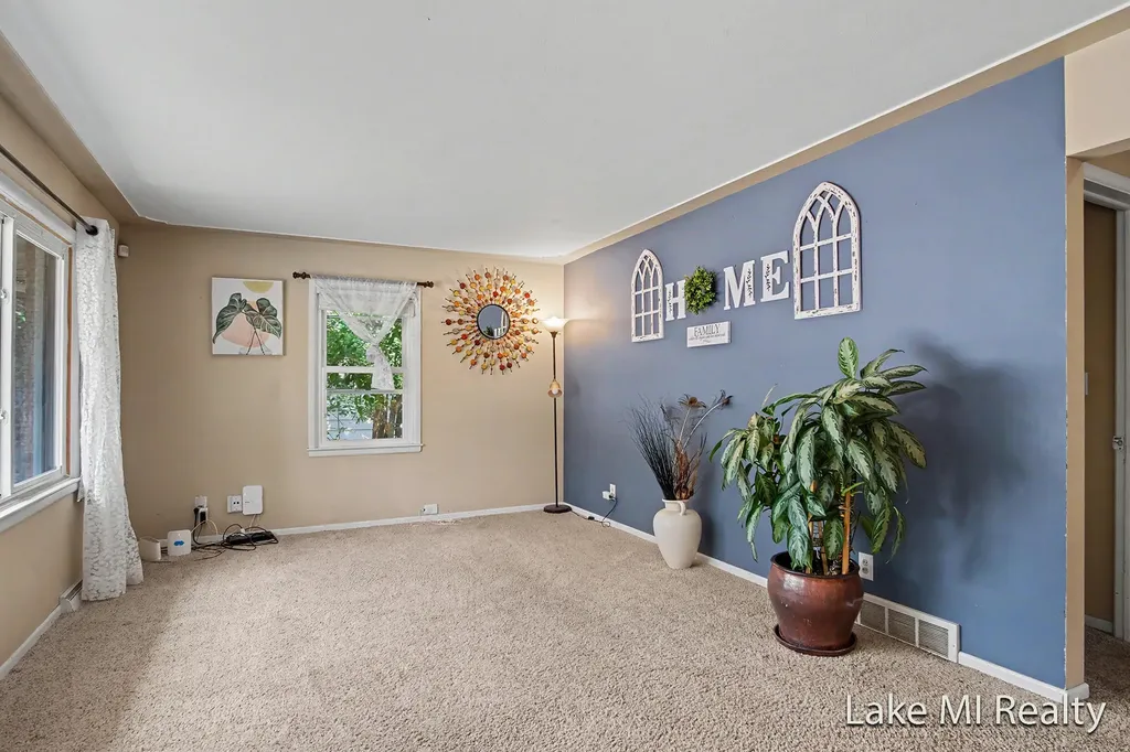 938 Calvary Avenue NW Grand Rapids City MI 49504