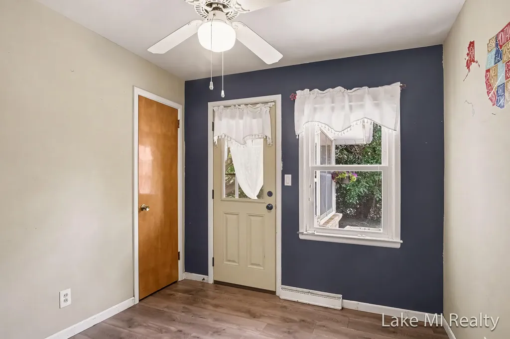 938 Calvary Avenue NW Grand Rapids City MI 49504