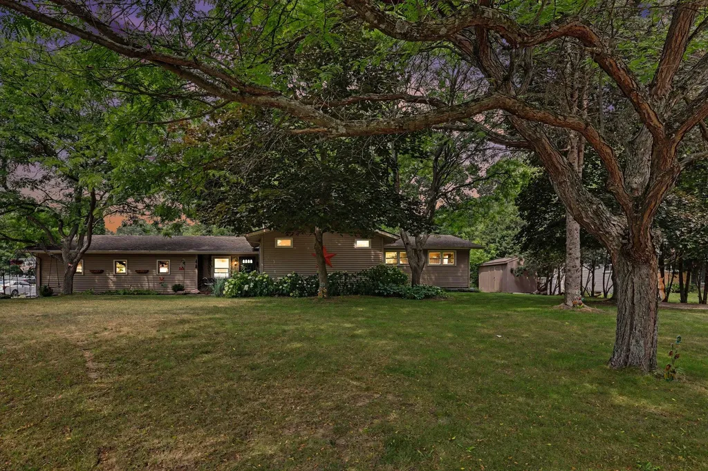 507 Floral Drive Belding City MI 48809