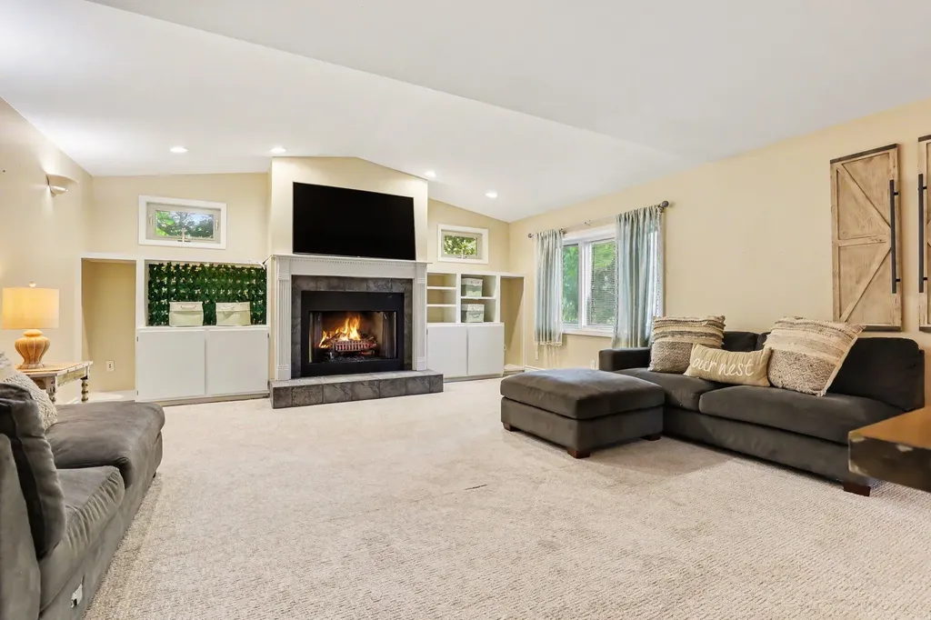 507 Floral Drive Belding City MI 48809