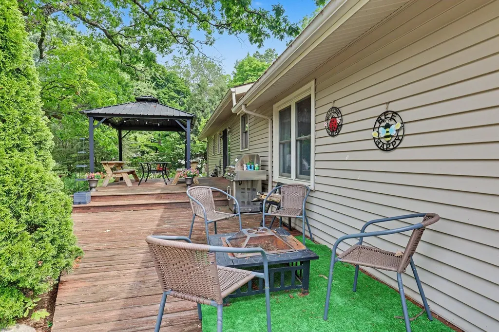507 Floral Drive Belding City MI 48809