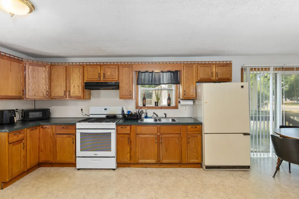 216 Mill Street Ionia City MI 48846