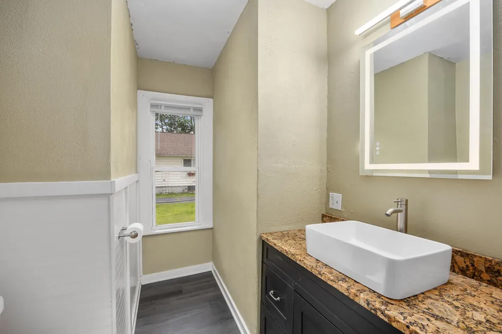 448 E Stockbridge Avenue Kalamazoo City MI 49001